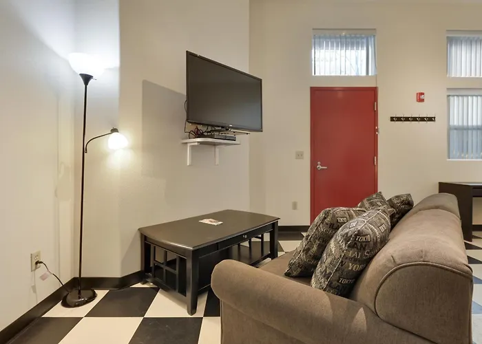 Brunswick 102 Apartment Kingman