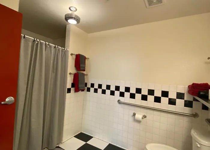 Apartment Brunswick 102 Kingman
